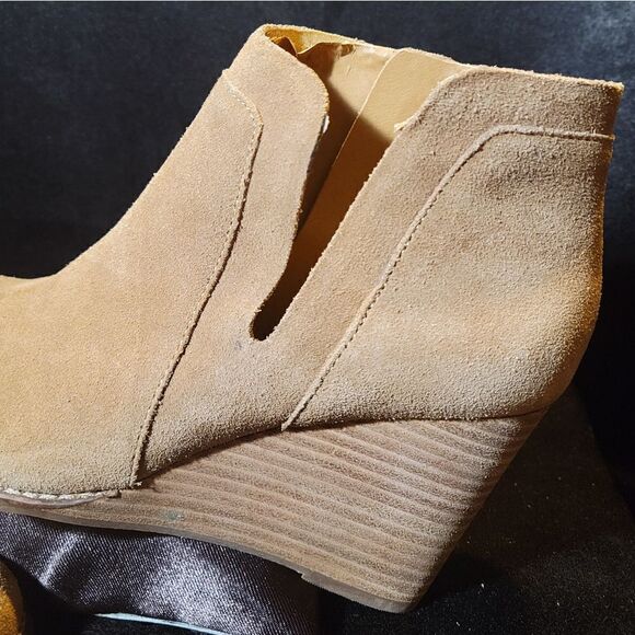 Lucky Brand women's 8 - Picture 3 of 8